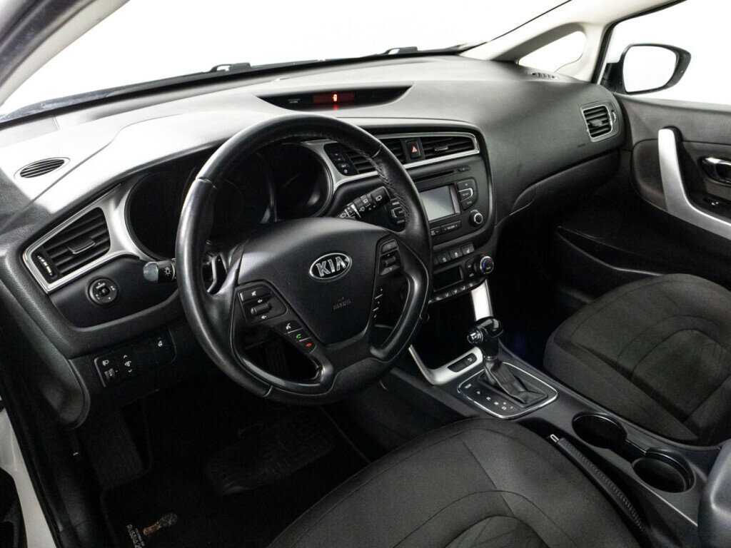 Kia Ceed с пробегом — 2018 год. Фото: #10
