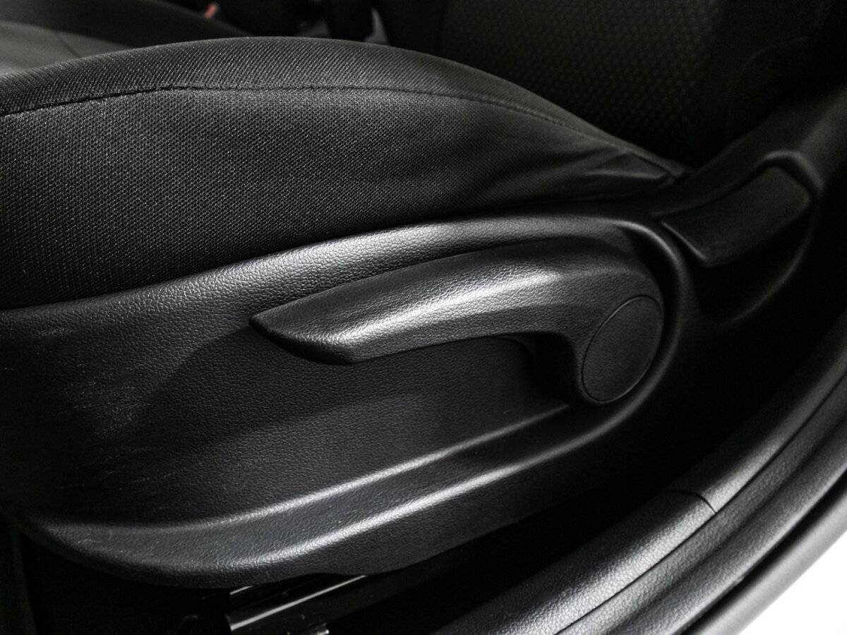 Kia Rio с пробегом — 2020 год. Фото: #25