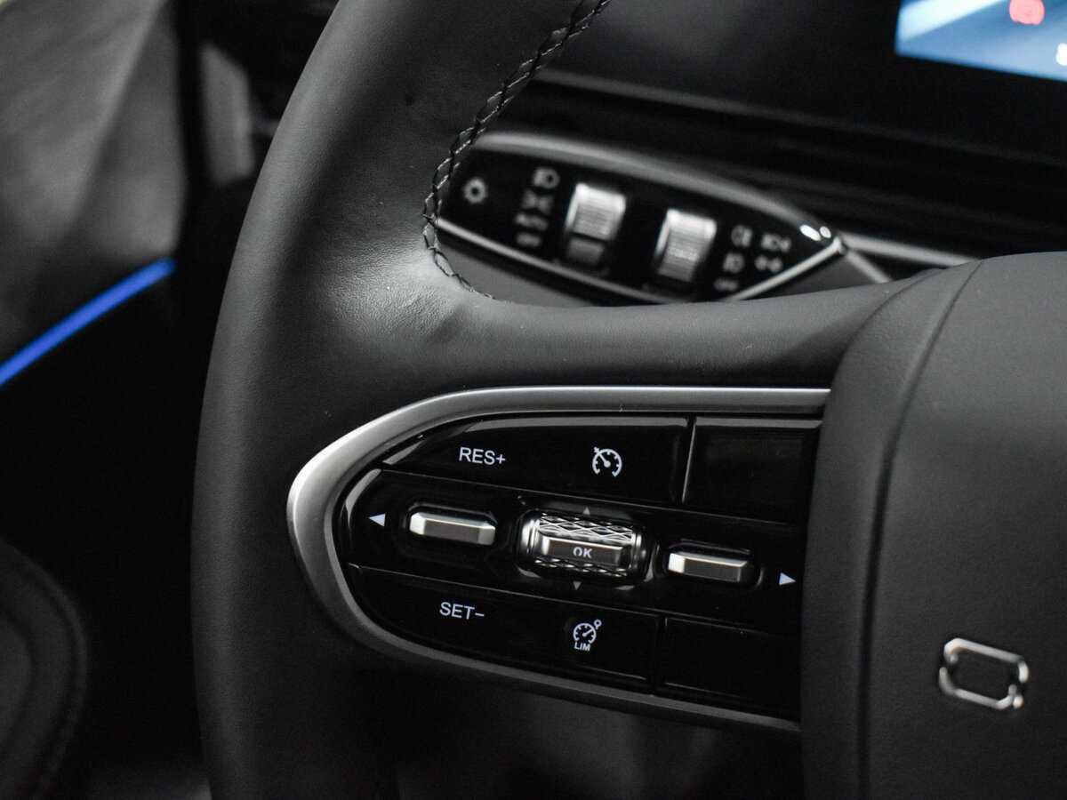 OMODA C5 с пробегом — 2023 год. Фото: #18