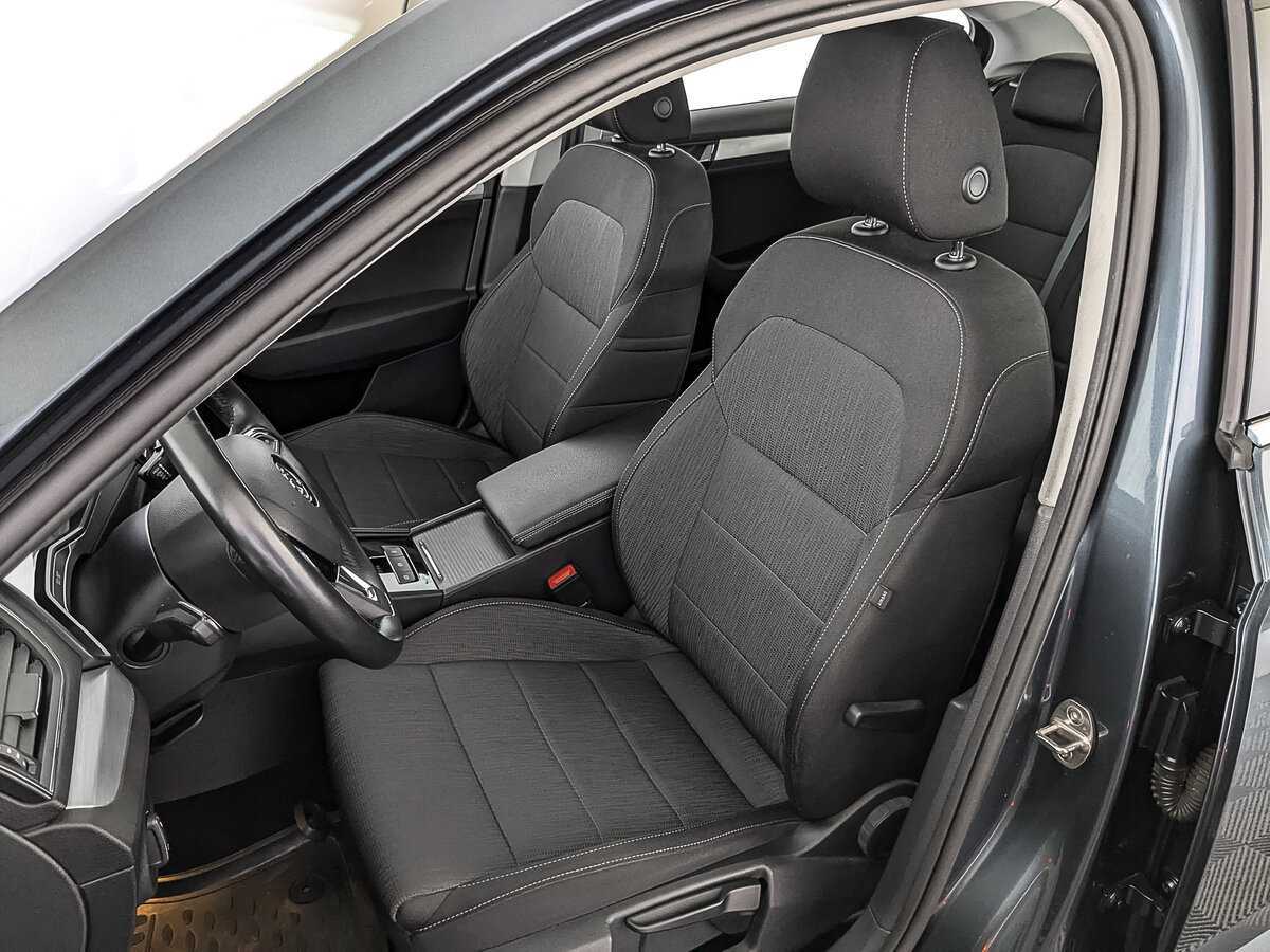 Skoda Superb с пробегом — 2018 год. Фото: #18