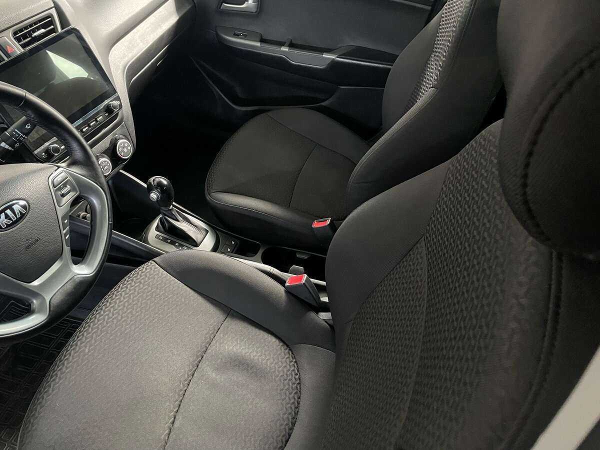 Kia Rio с пробегом — 2017 год. Фото: #12
