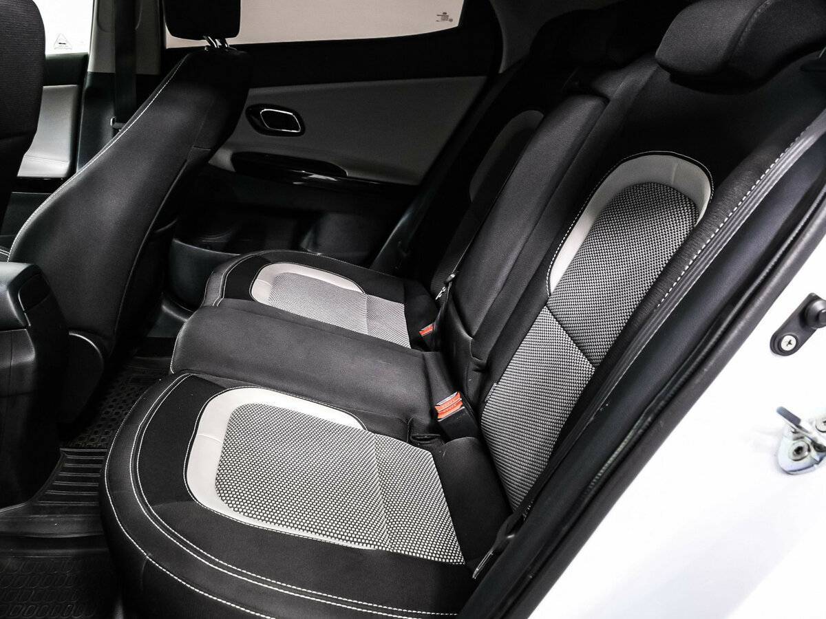 Kia Ceed с пробегом — 2012 год. Фото: #11