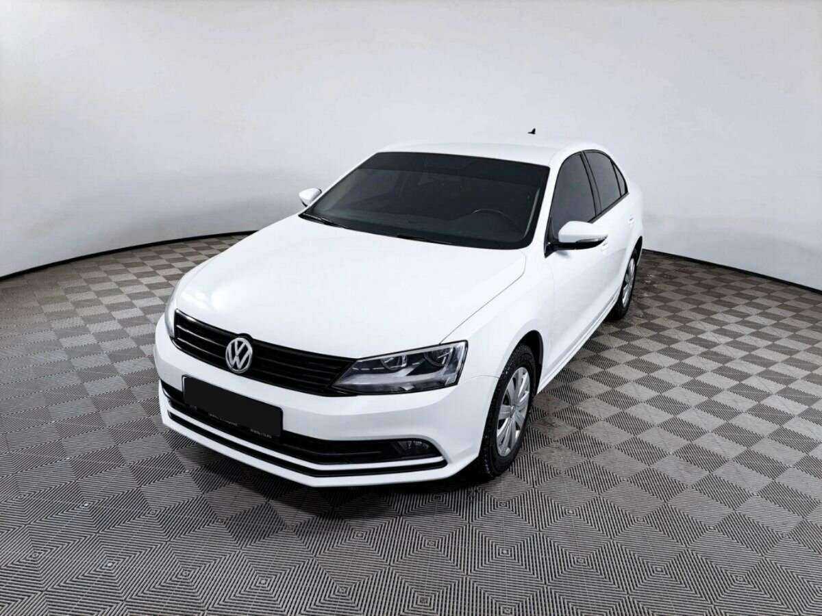 Volkswagen Jetta с пробегом — 2016 год. Фото: #0