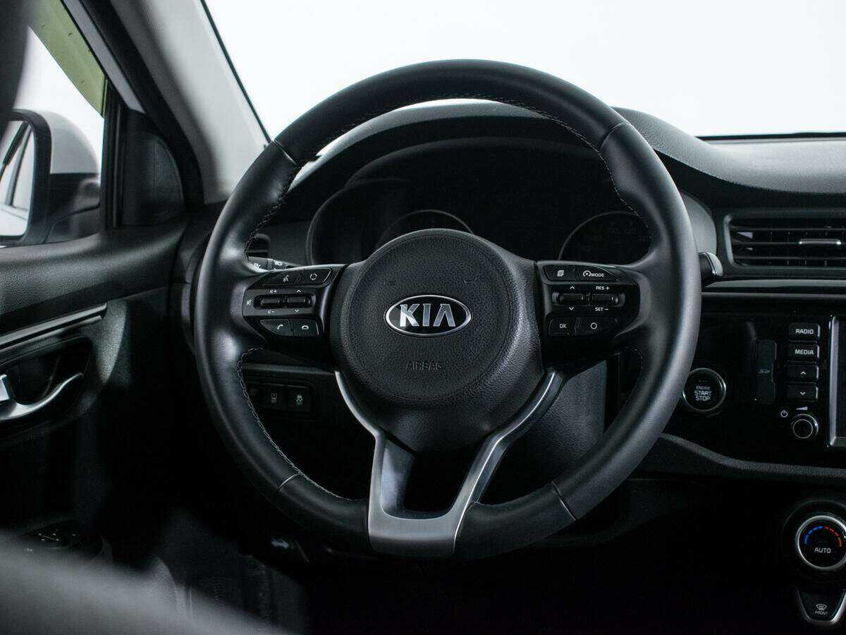 Kia Rio с пробегом — 2020 год. Фото: #12