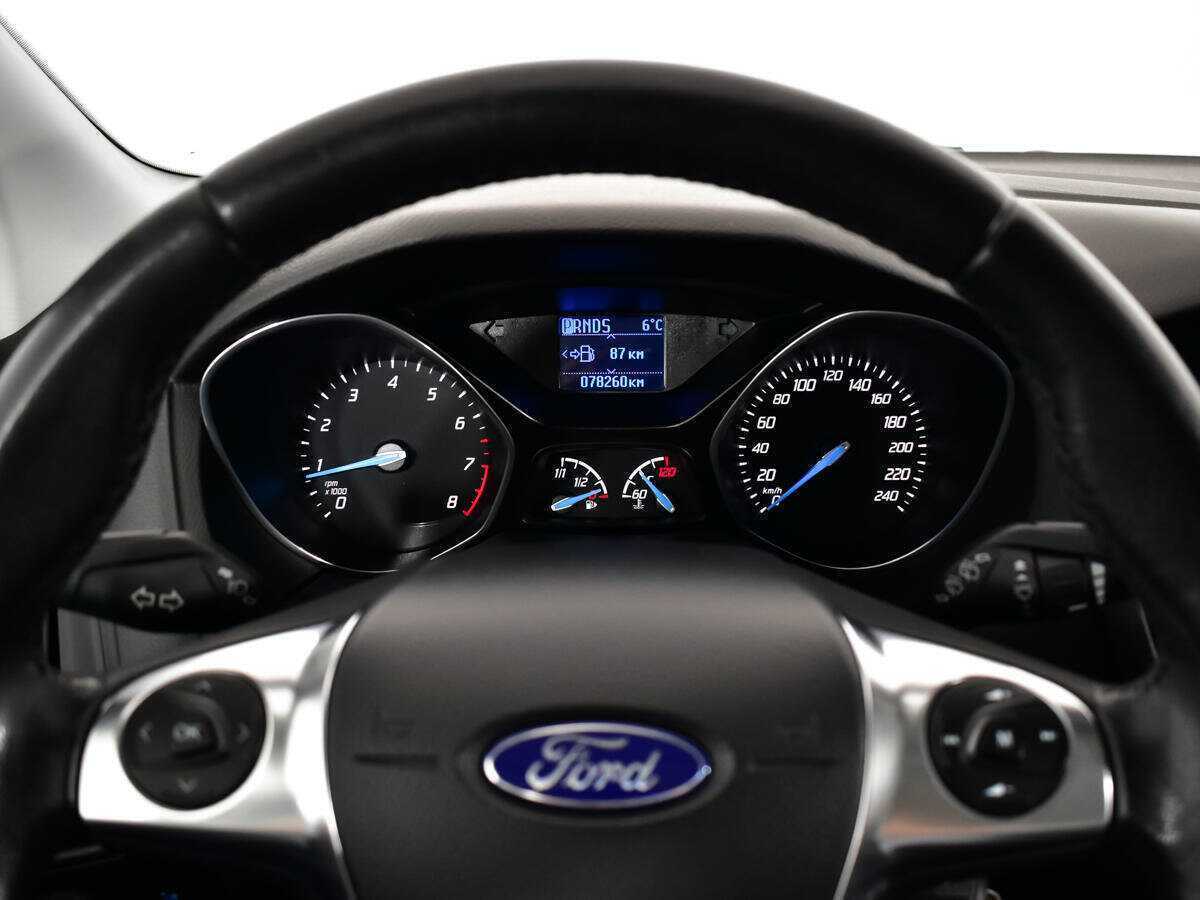 Ford Focus с пробегом — 2013 год. Фото: #8