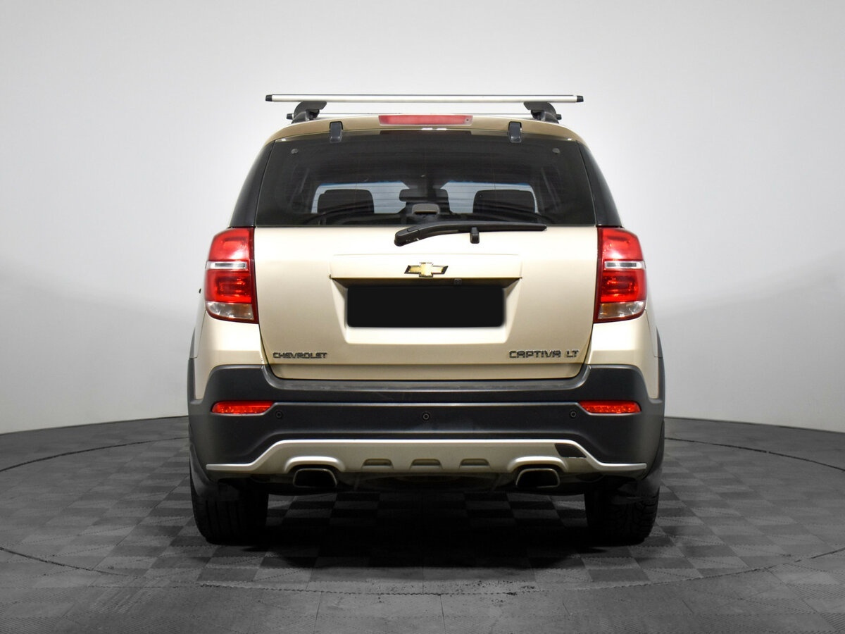 Chevrolet Captiva с пробегом — 2013 год. Фото: #4