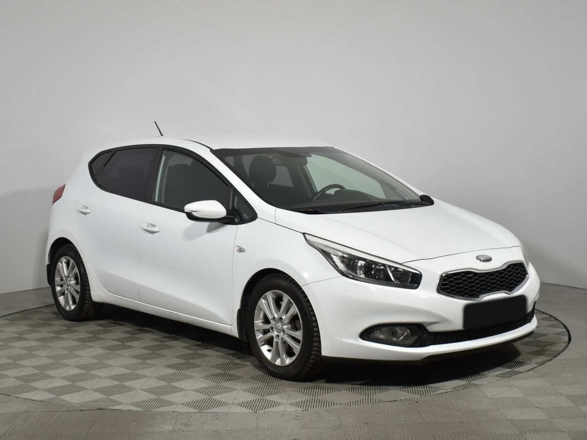 Kia Ceed с пробегом — 2013 год. Фото: #2