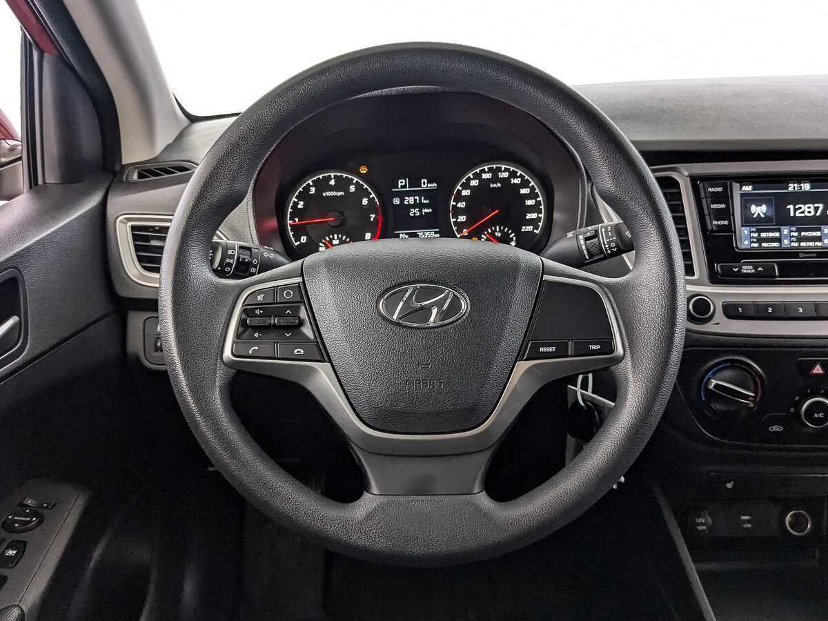 Hyundai Solaris с пробегом — 2021 год. Фото: #21
