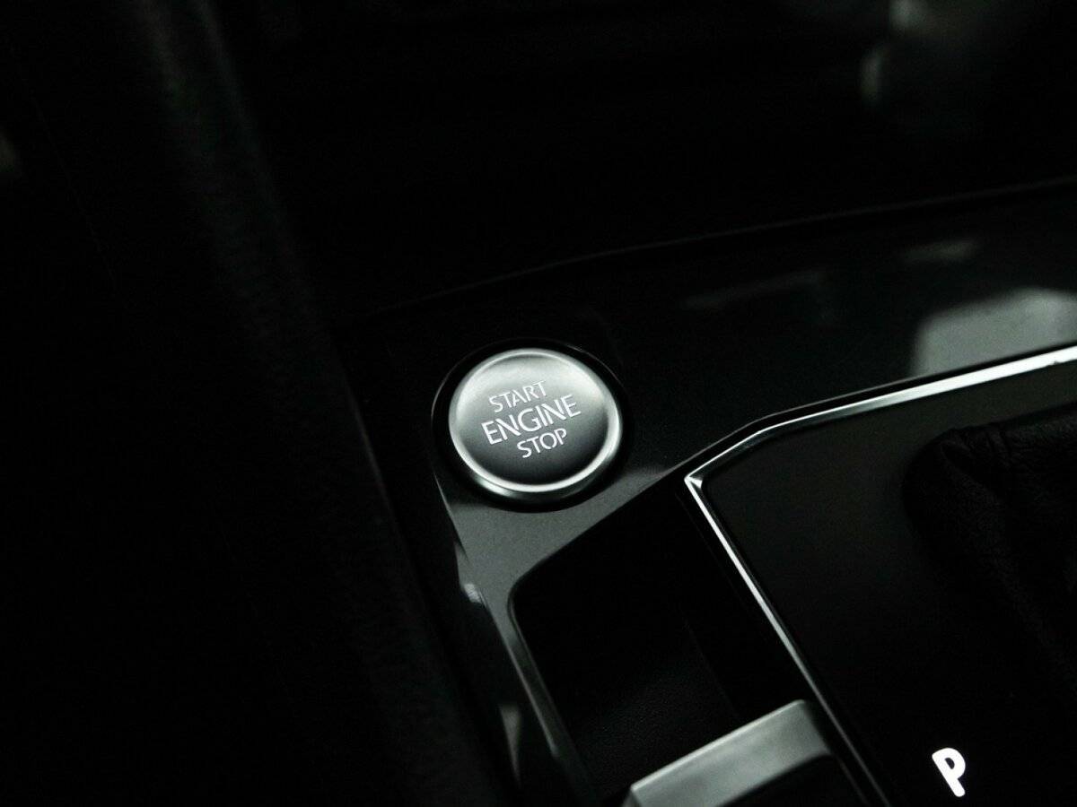 Volkswagen Tiguan с пробегом — 2018 год. Фото: #19