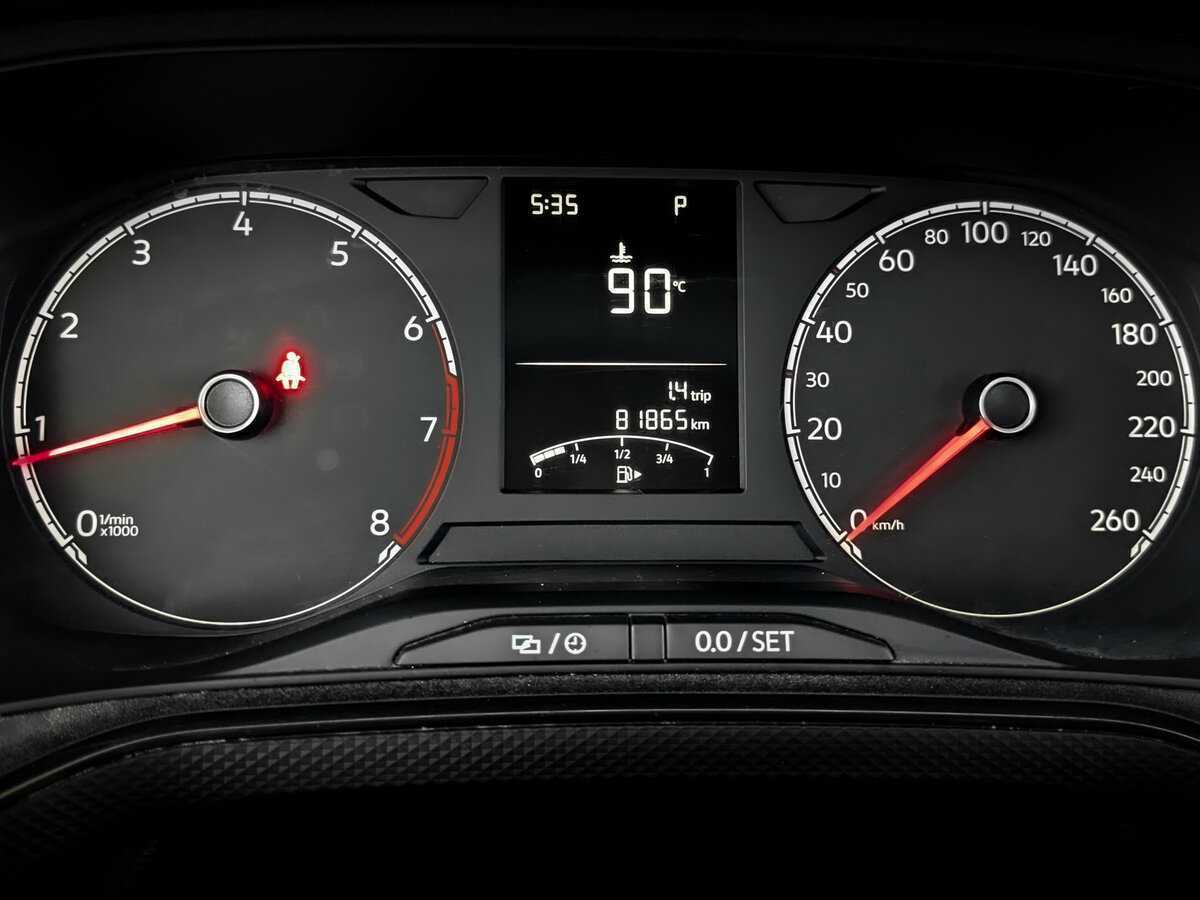 Volkswagen Polo с пробегом — 2020 год. Фото: #10