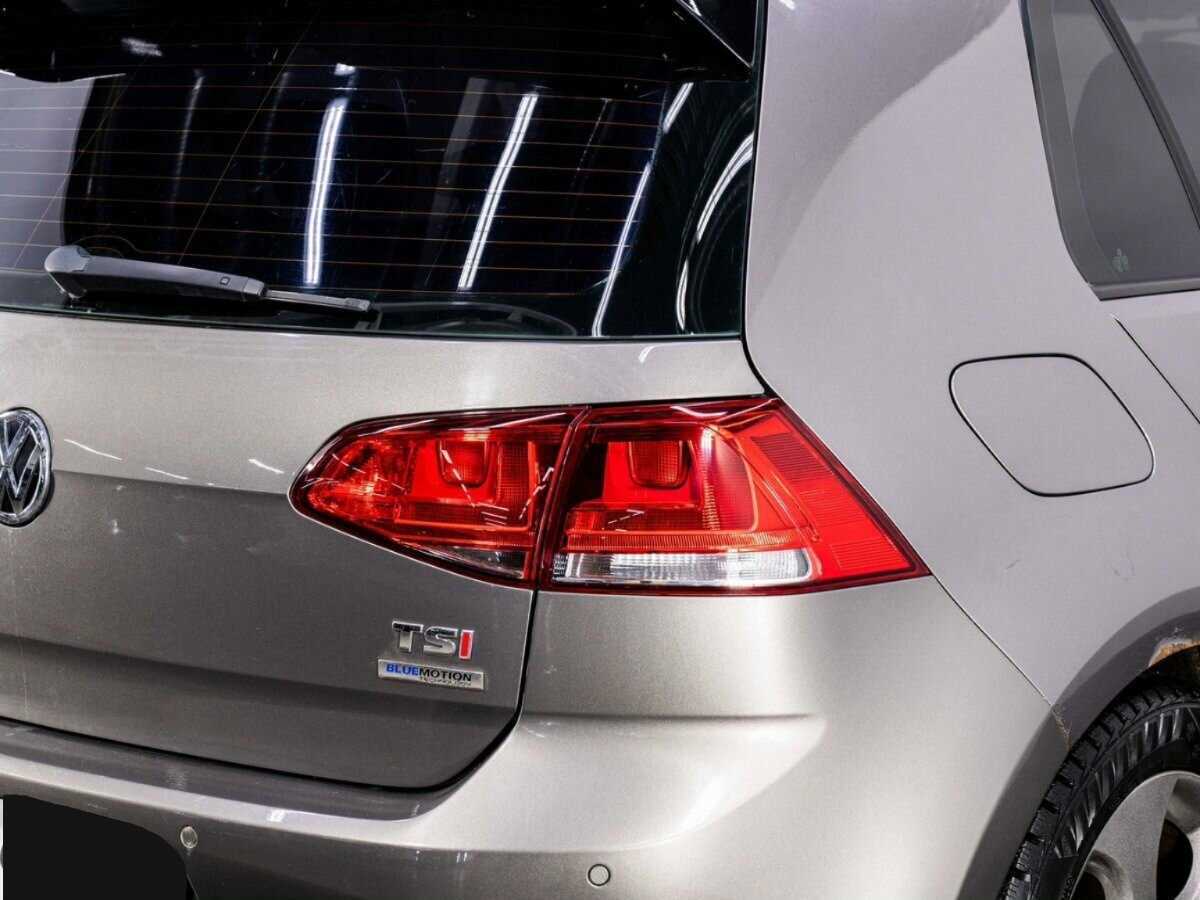Volkswagen Golf с пробегом — 2013 год. Фото: #23