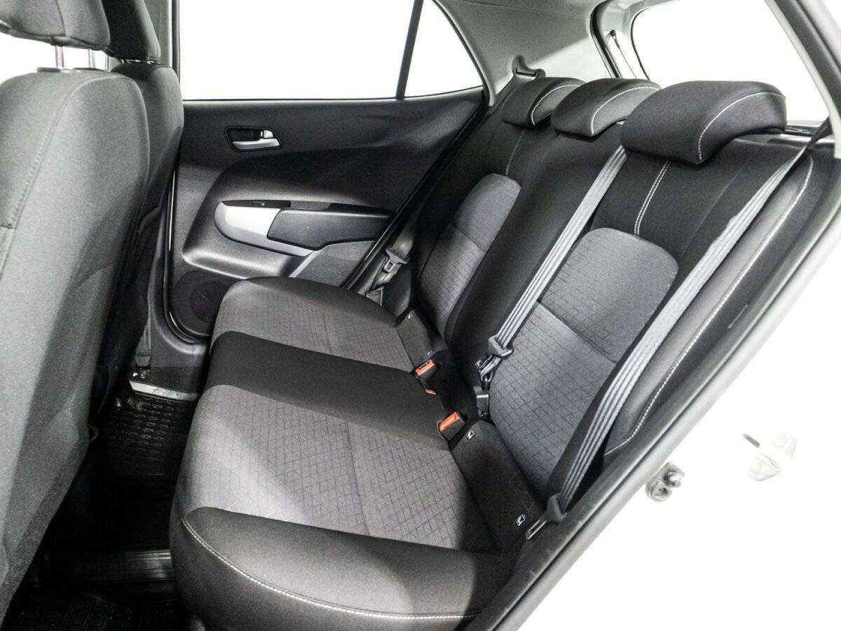 Kia Picanto с пробегом — 2018 год. Фото: #9