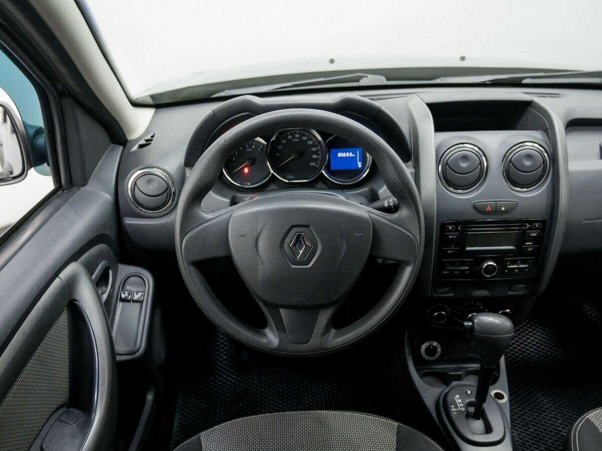 Renault Duster с пробегом — 2016 год. Фото: #11