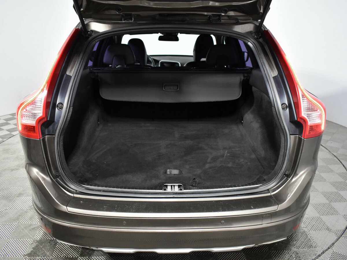 Volvo XC60 с пробегом — 2014 год. Фото: #21