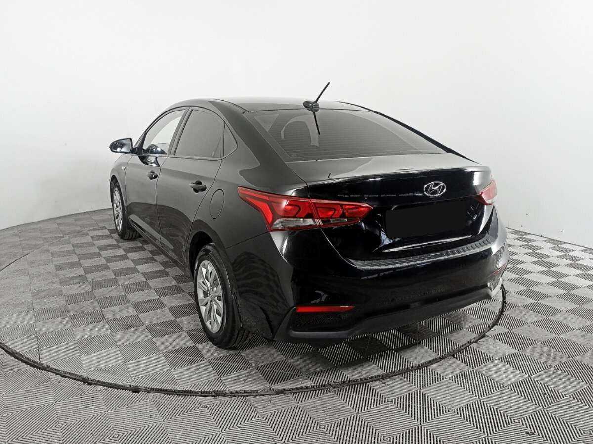 Hyundai Solaris с пробегом — 2018 год. Фото: #6