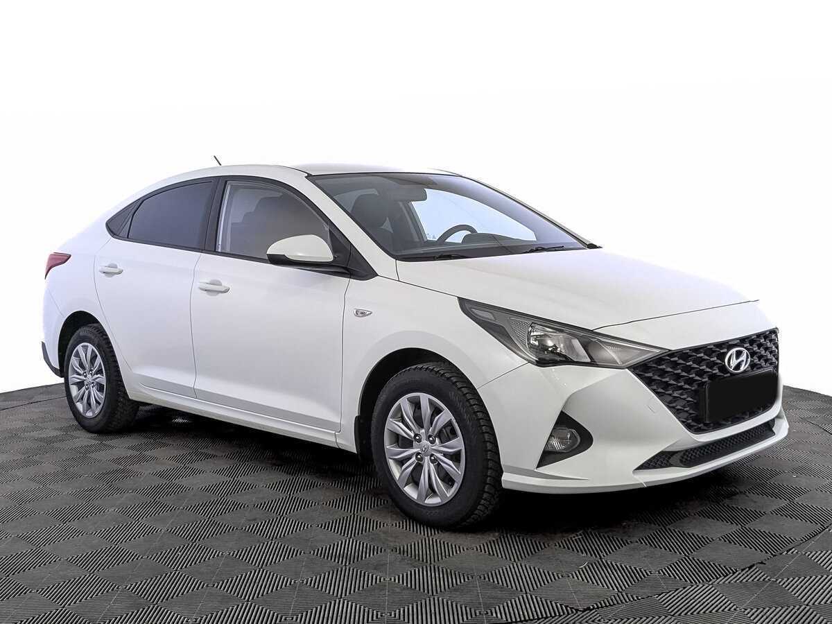 Hyundai Solaris с пробегом — 2020 год. Фото: #2