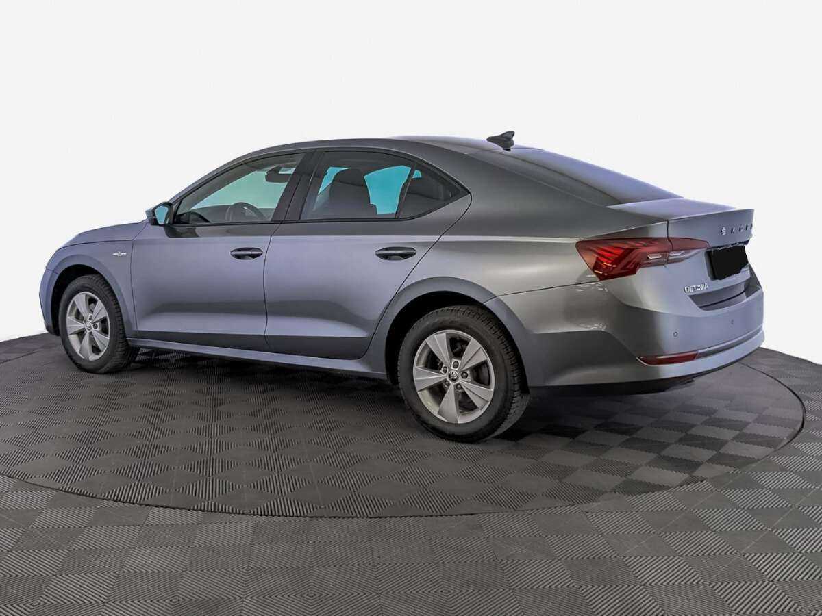 Skoda Octavia с пробегом — 2021 год. Фото: #5