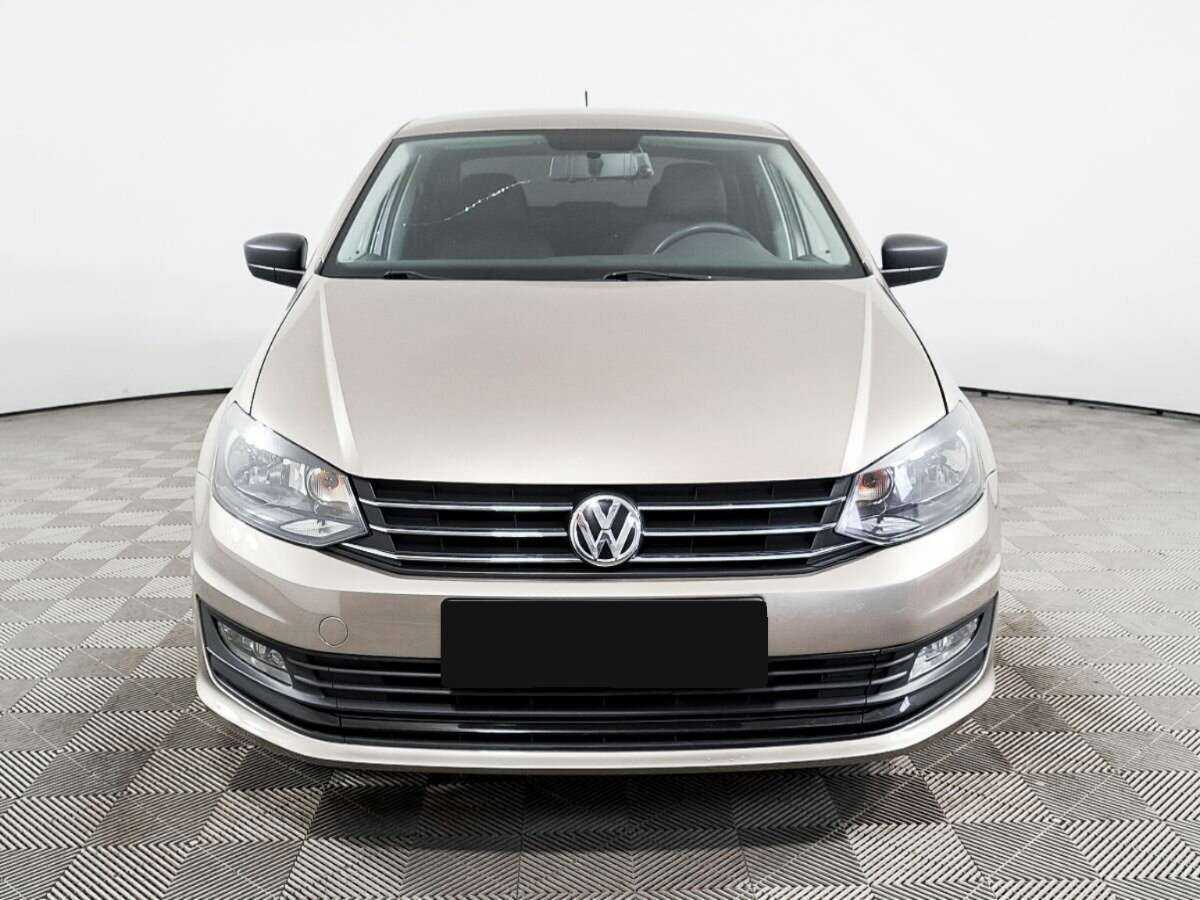 Volkswagen Polo с пробегом — 2018 год. Фото: #1