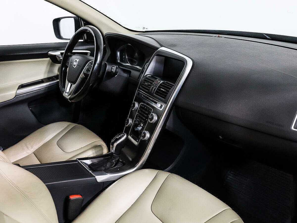 Volvo XC60 с пробегом — 2014 год. Фото: #12