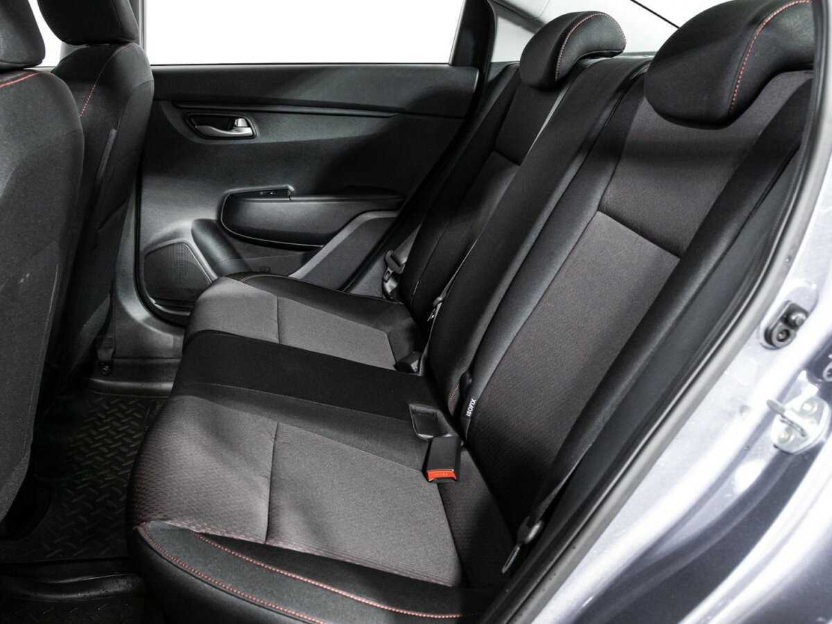 Kia Rio с пробегом — 2021 год. Фото: #9