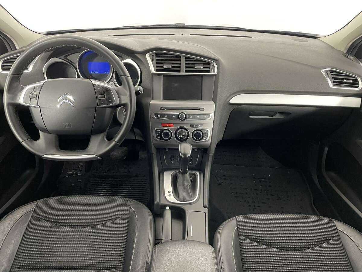 Citroen C4 с пробегом — 2018 год. Фото: #6