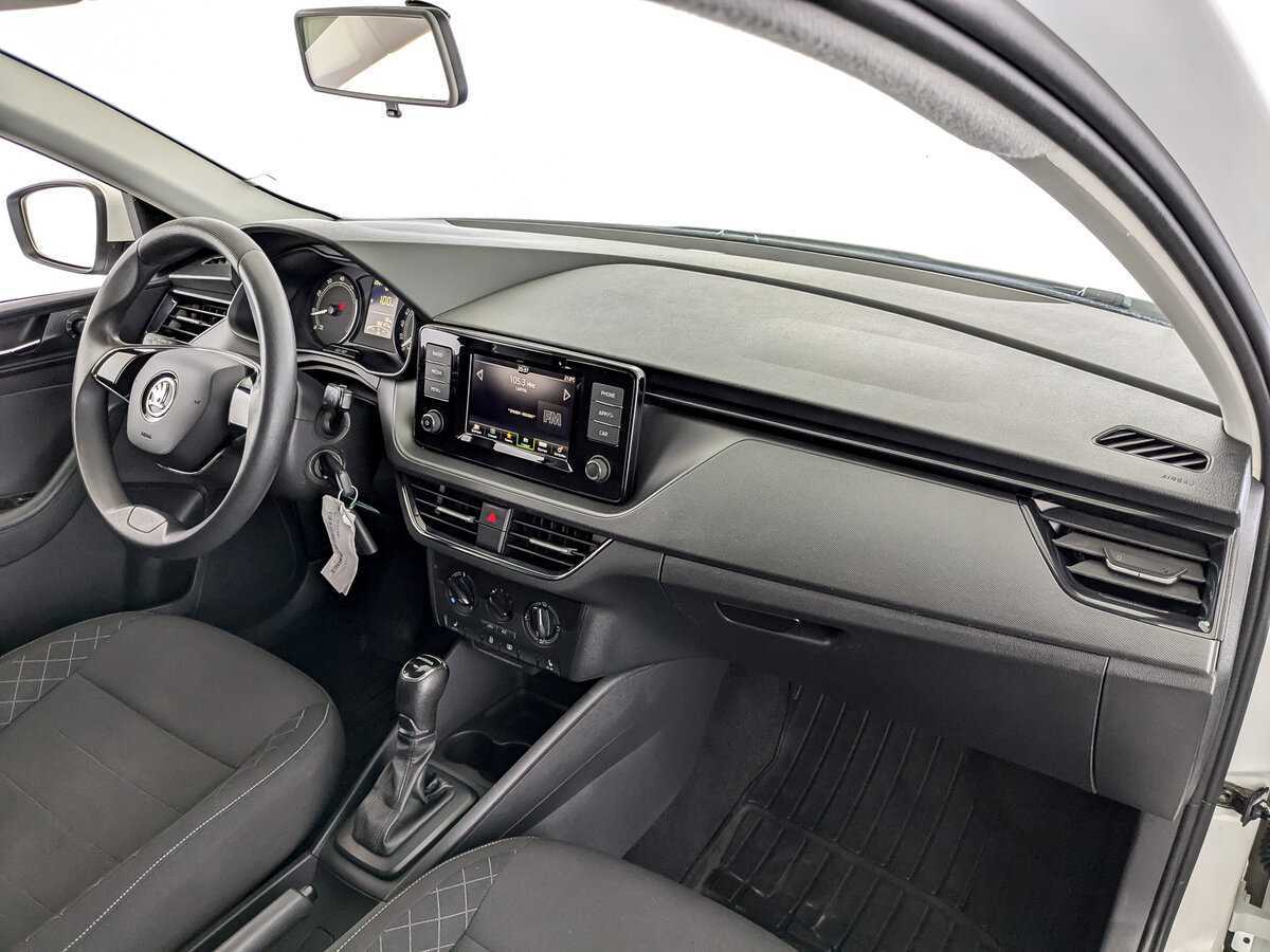 Skoda Rapid с пробегом — 2020 год. Фото: #10