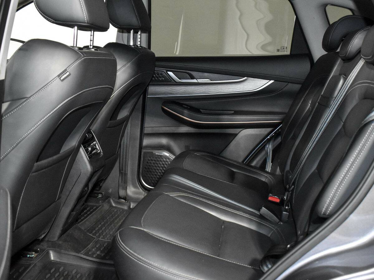 EXEED LX с пробегом — 2023 год. Фото: #11