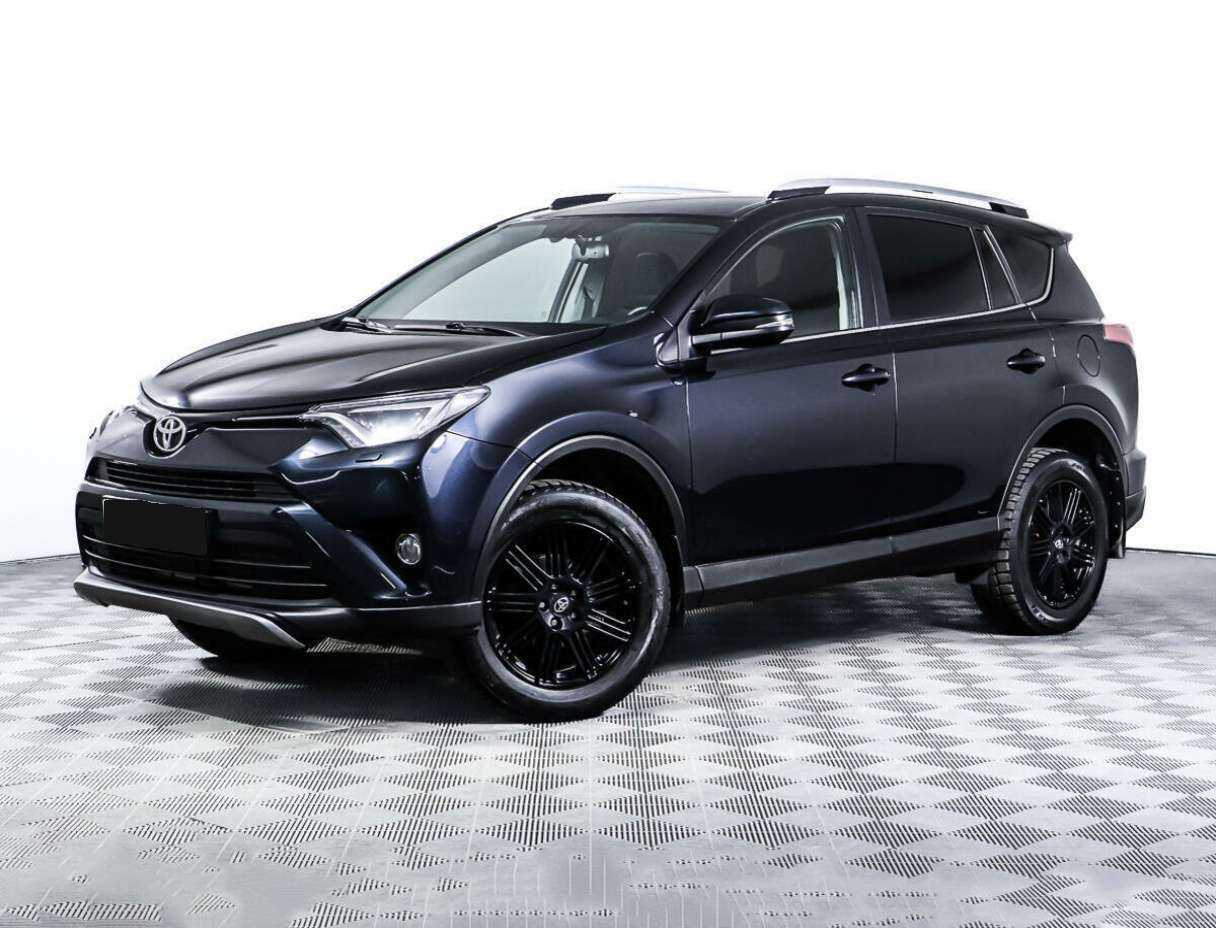 Toyota RAV4 с пробегом — 2017 год. Фото: #0