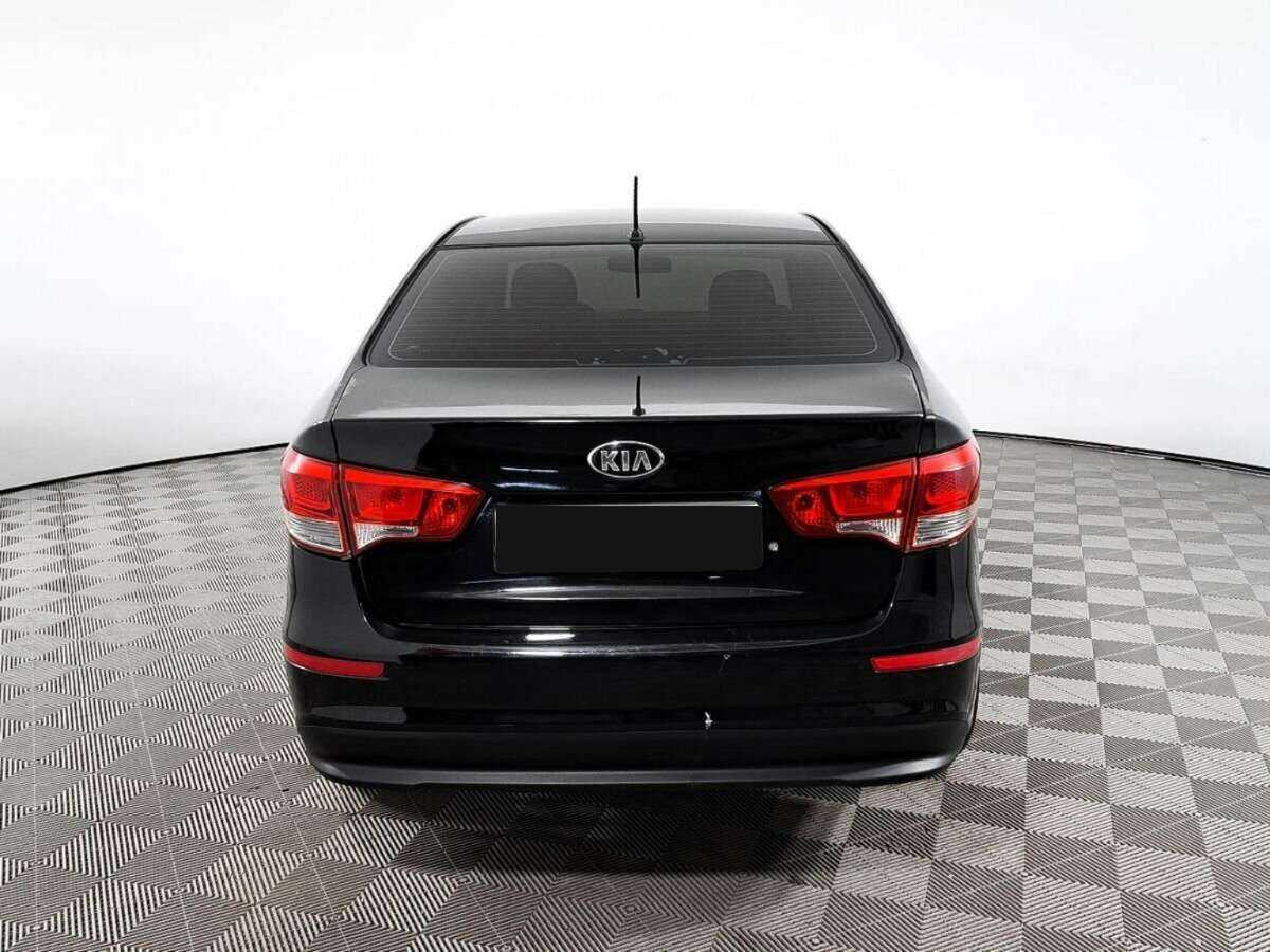 Kia Rio с пробегом — 2016 год. Фото: #5