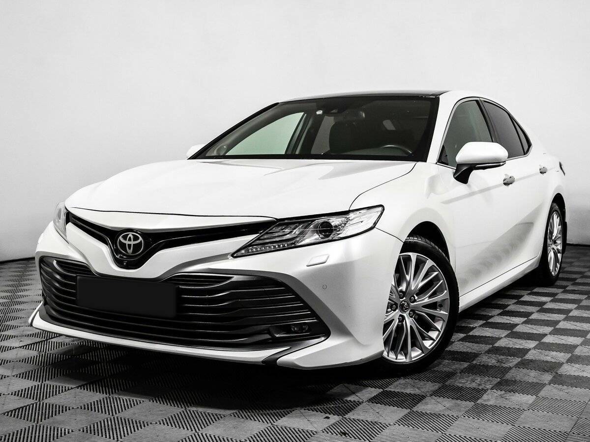 Toyota Camry с пробегом — 2019 год. Посмотреть фото