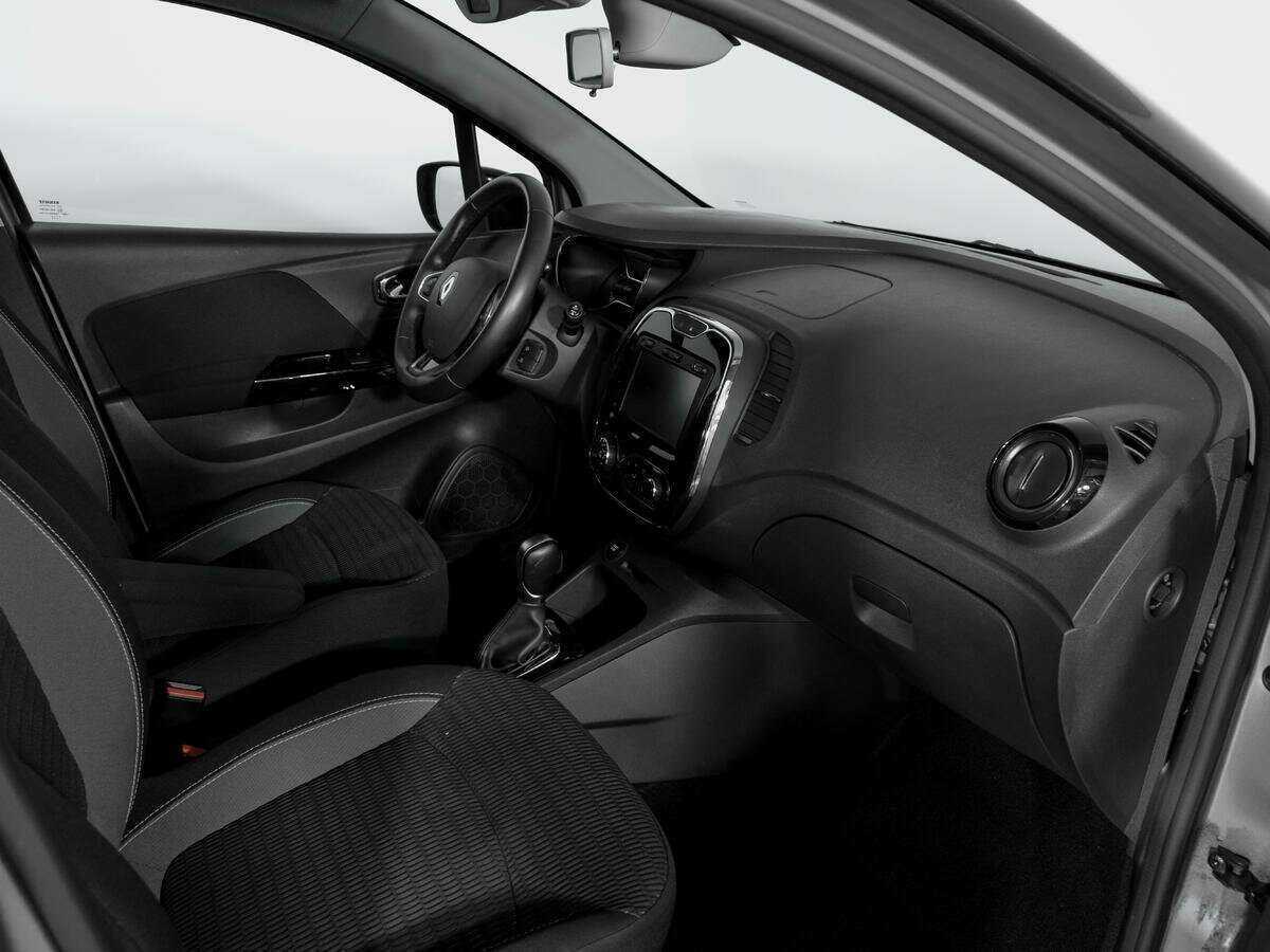 Renault Kaptur с пробегом — 2016 год. Фото: #8