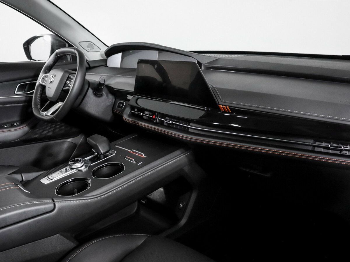 Changan UNI-K с пробегом — 2024 год. Фото: #8