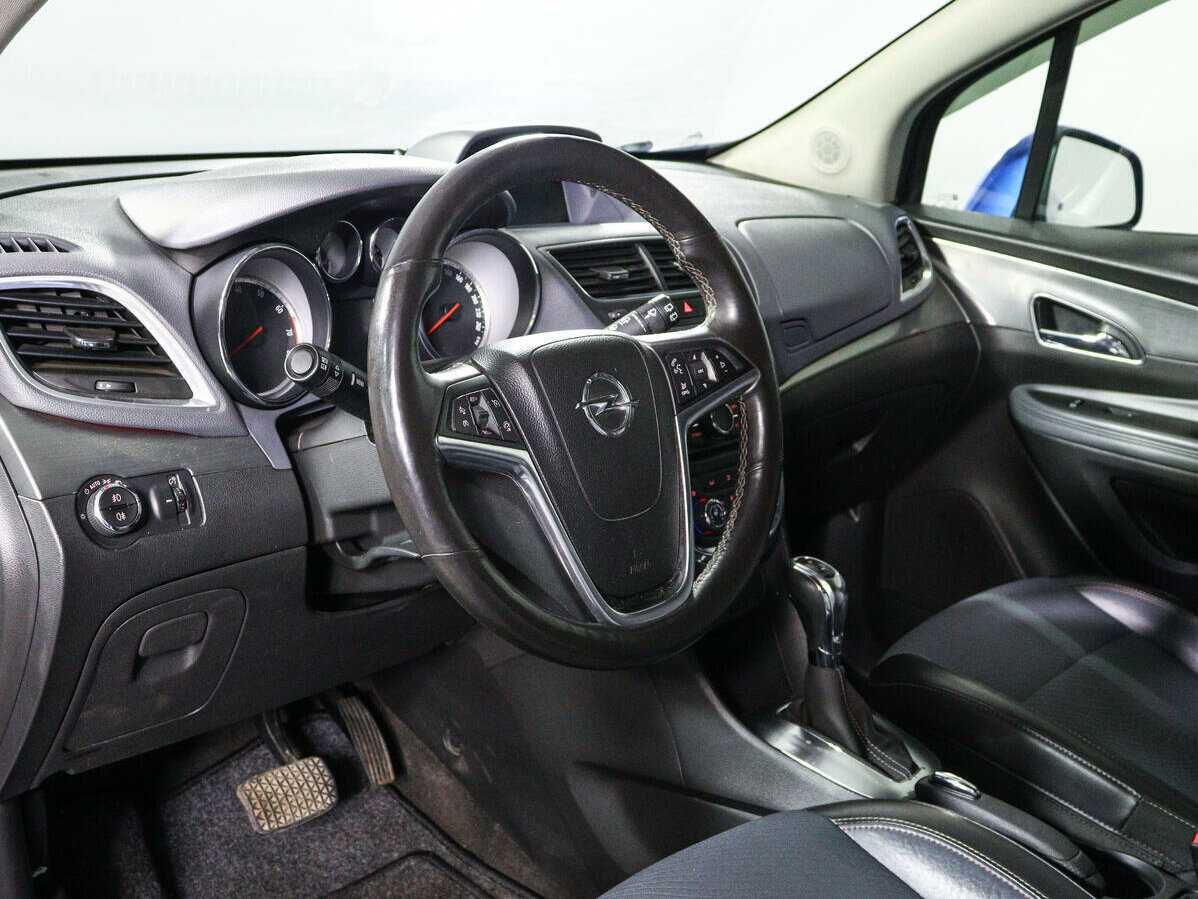 Opel Mokka с пробегом — 2014 год. Фото: #13