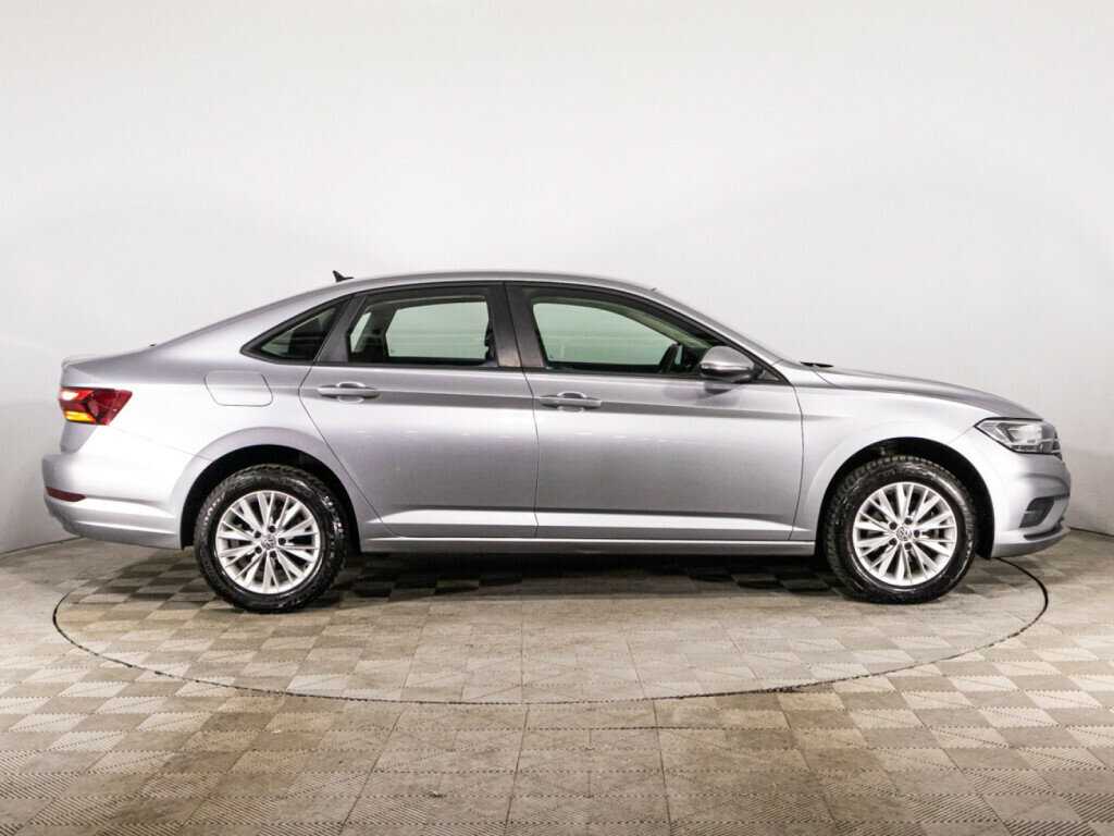 Volkswagen Jetta с пробегом — 2020 год. Фото: #3