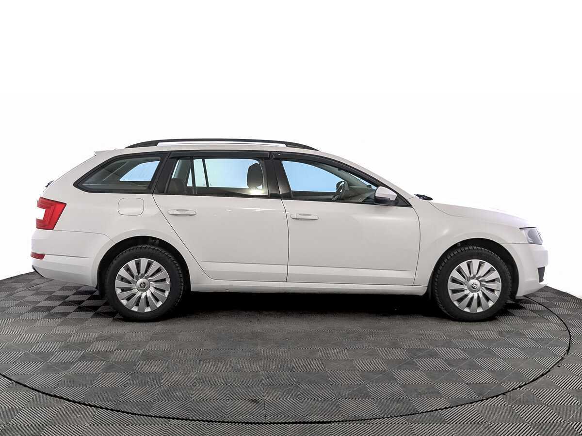 Skoda Octavia с пробегом — 2016 год. Фото: #3