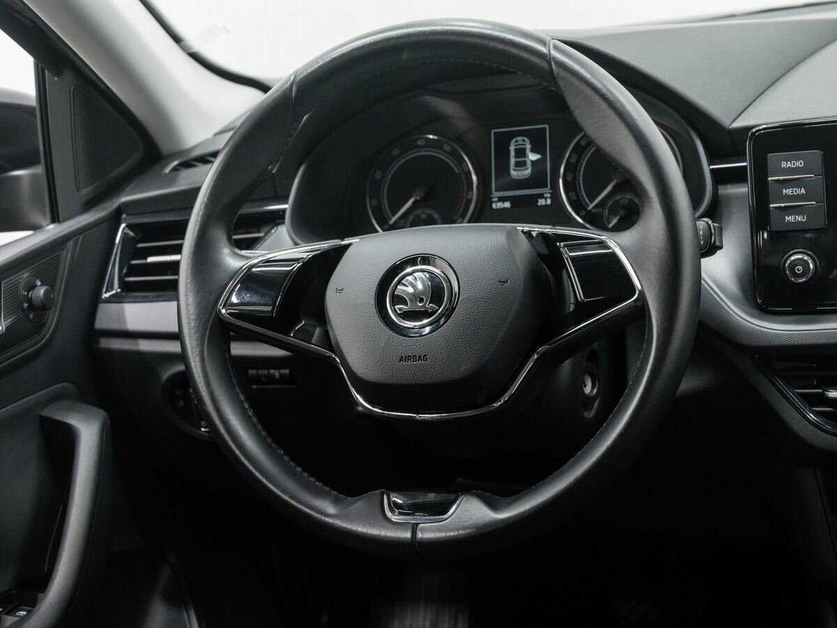 Skoda Rapid с пробегом — 2022 год. Фото: #10