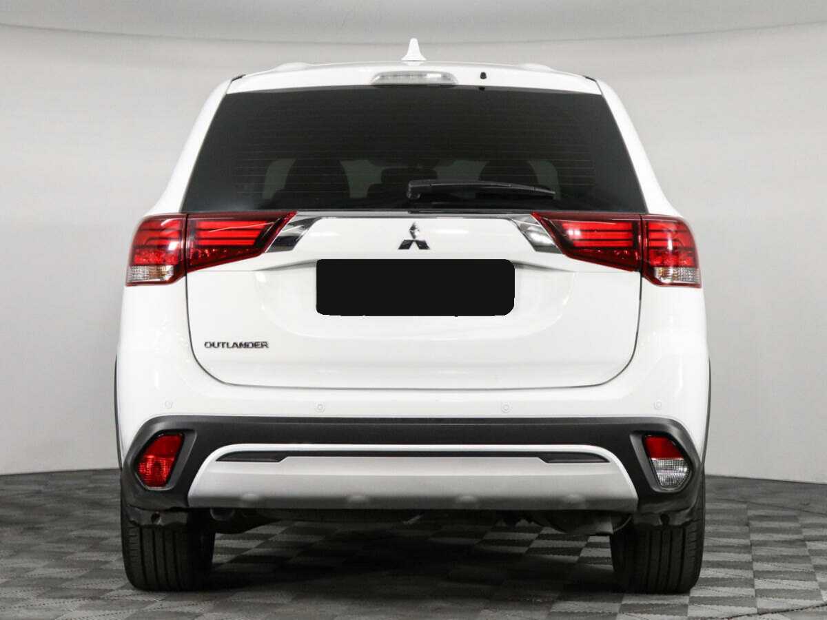 Mitsubishi Outlander с пробегом — 2020 год. Фото: #4