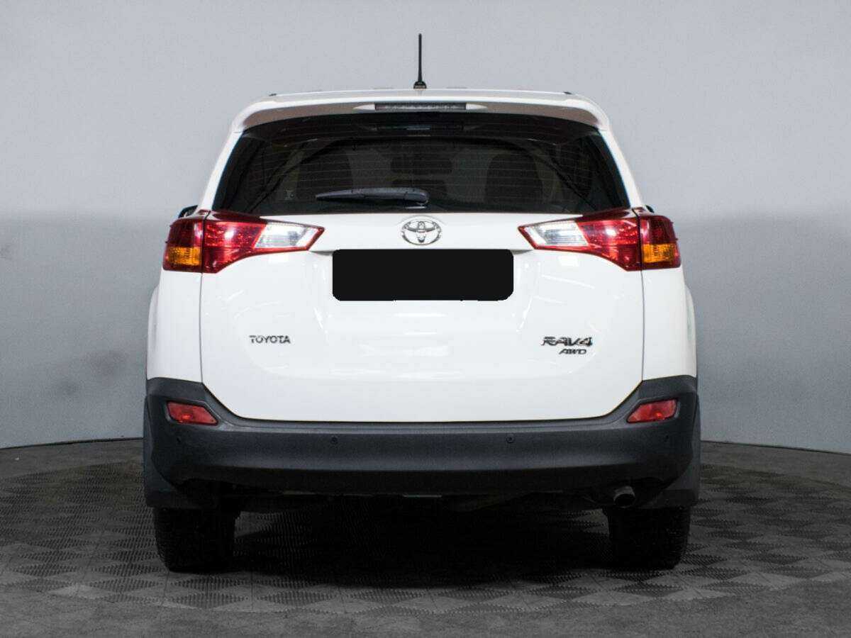 Toyota RAV4 с пробегом — 2013 год. Фото: #5