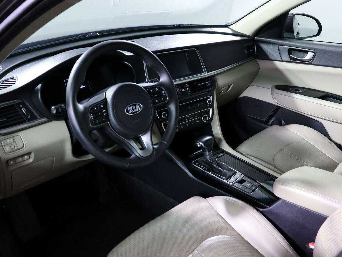 Kia Optima с пробегом — 2016 год. Фото: #11