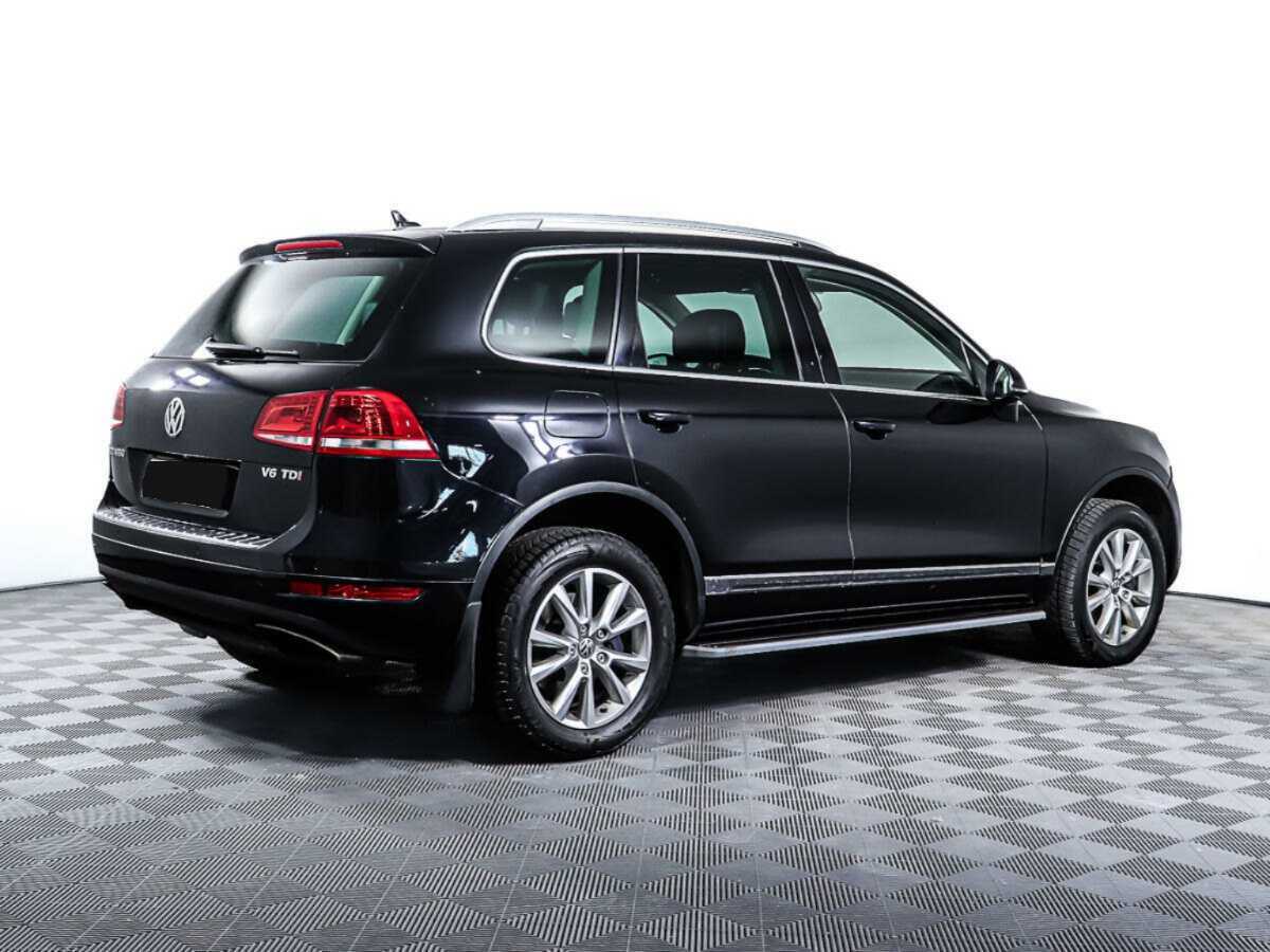 Volkswagen Touareg с пробегом — 2013 год. Фото: #4