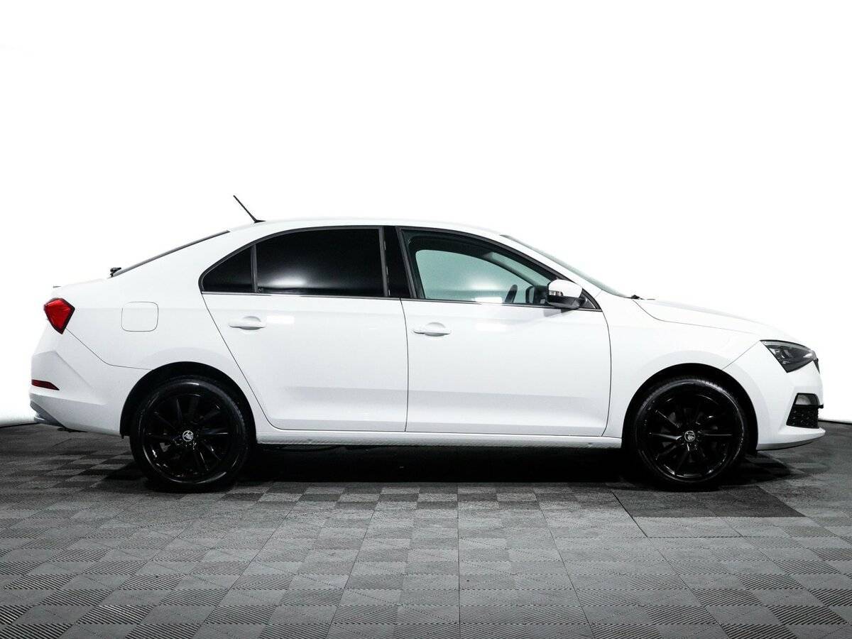 Skoda Rapid с пробегом — 2022 год. Фото: #3
