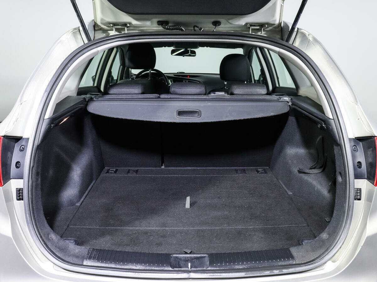 Kia Ceed с пробегом — 2013 год. Фото: #15