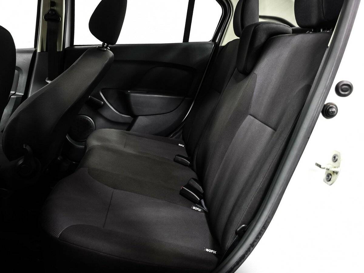 Renault Logan с пробегом — 2020 год. Фото: #12