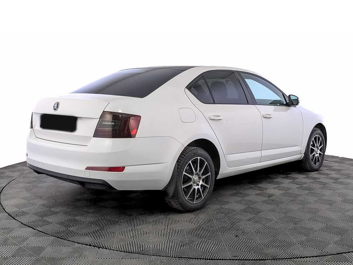Skoda Octavia с пробегом — 2014 год. Фото: #4