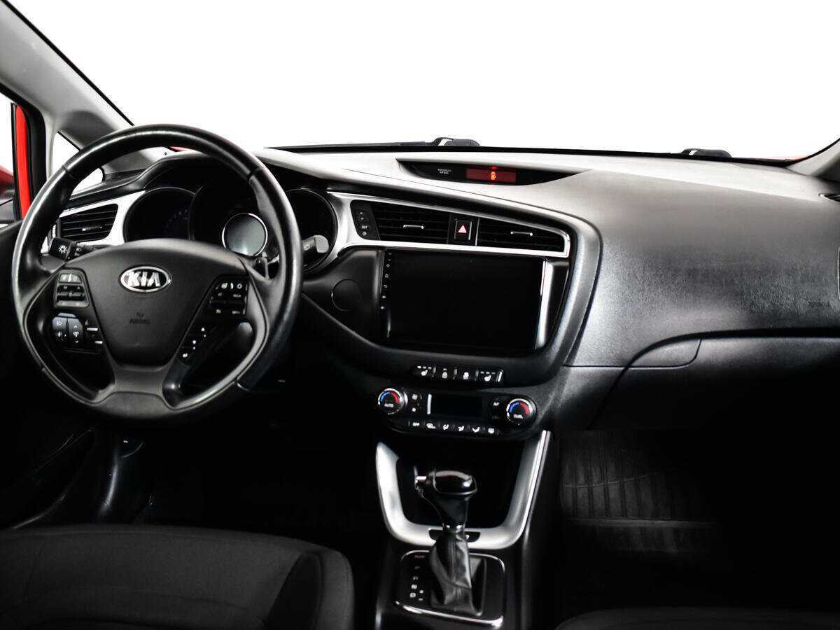 Kia Ceed с пробегом — 2017 год. Фото: #11