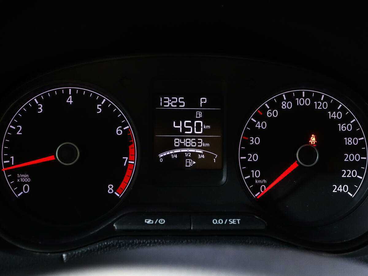 Volkswagen Polo с пробегом — 2020 год. Фото: #8