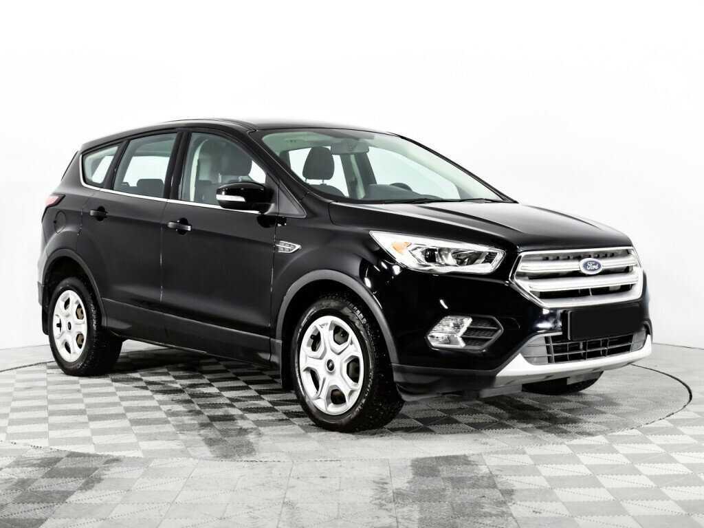 Ford Kuga с пробегом — 2017 год. Фото: #2
