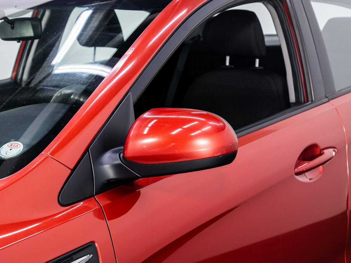 Kia Rio с пробегом — 2012 год. Фото: #7