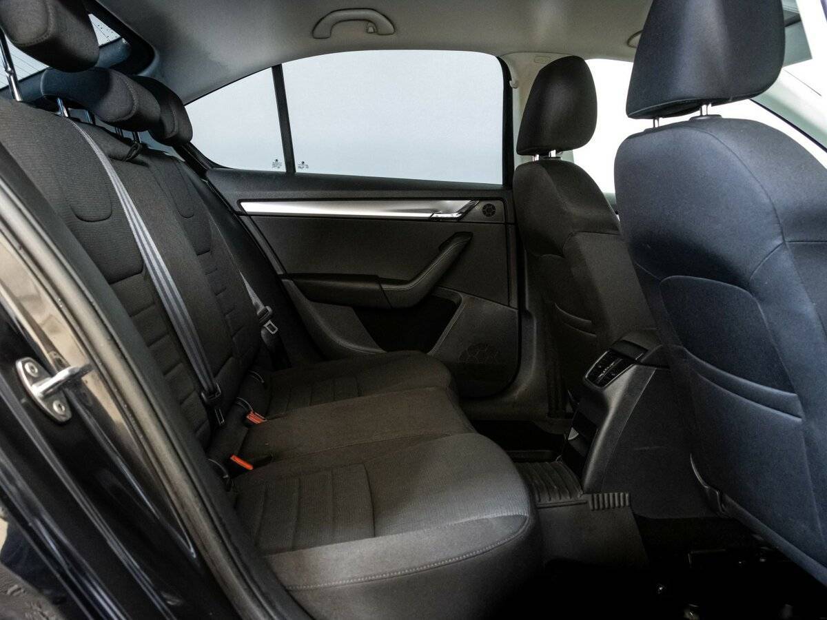 Skoda Octavia с пробегом — 2013 год. Фото: #17