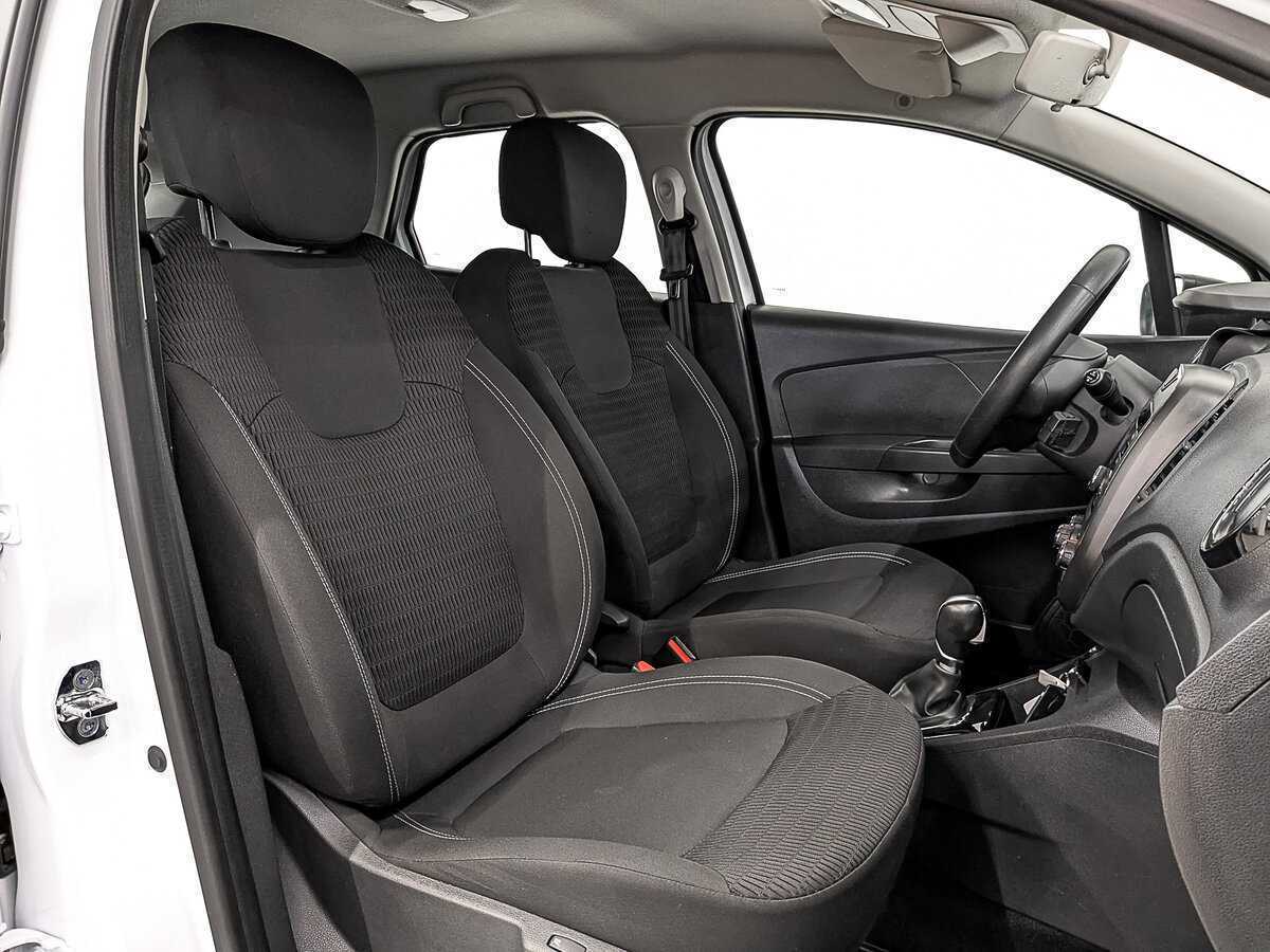 Renault Kaptur с пробегом — 2018 год. Фото: #23